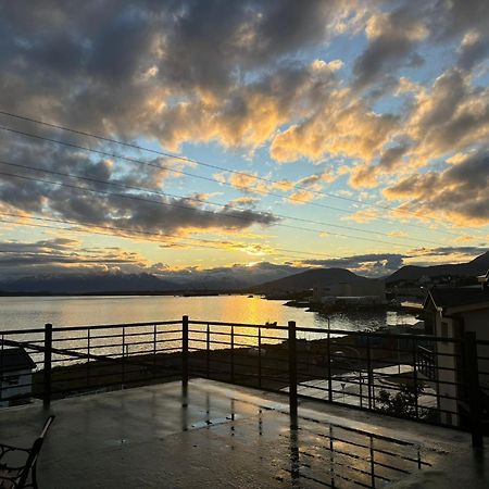 Balcones Del Beagle Apart Ushuaia Exterior photo